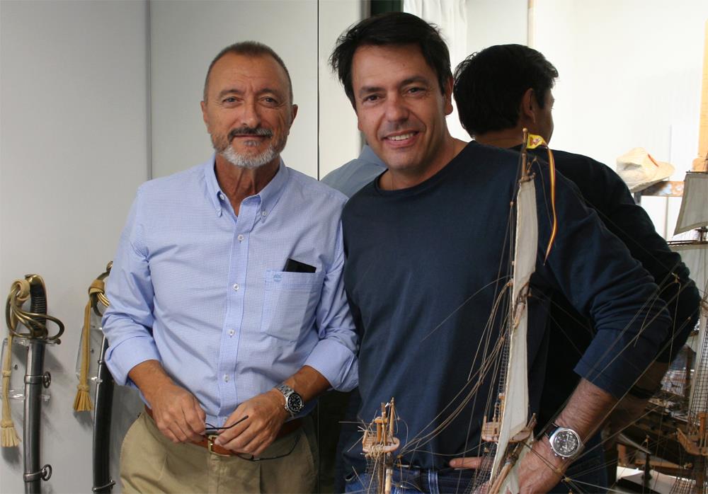 ARTURO PEREZ-REVERTE
